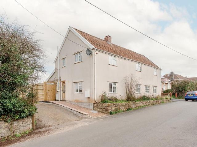 House for sale in Easton-in-gordano, North Somerset