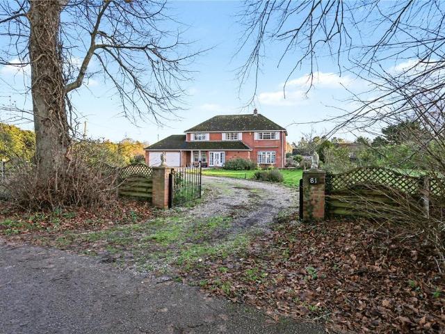 House for sale in Lenwade, Crostwick