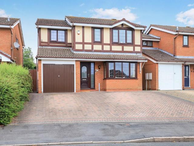 House for sale in New Invention, West Midlands