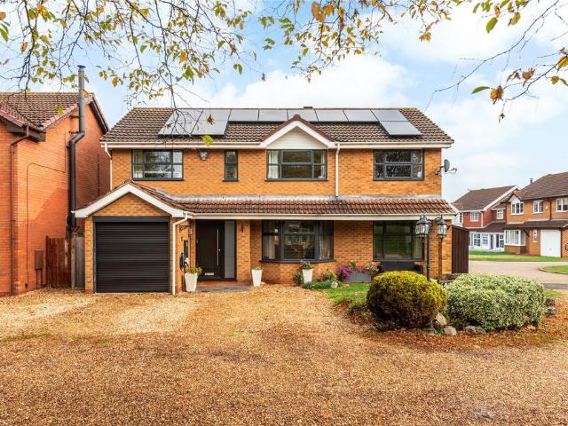 House for sale in Blakelands, Newport Pagnell