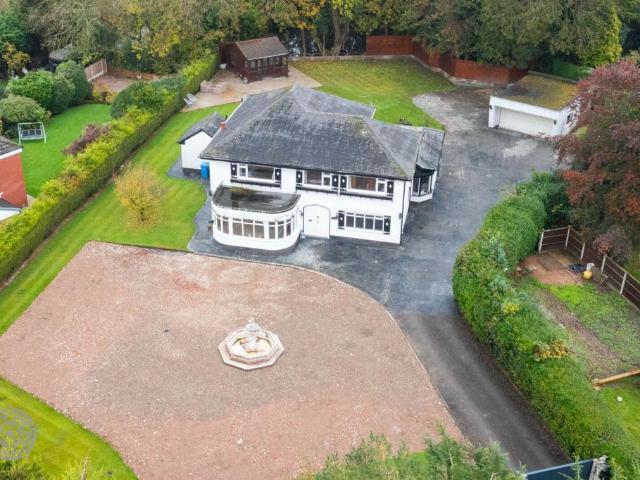 House for sale in Twiss Green, Warrington