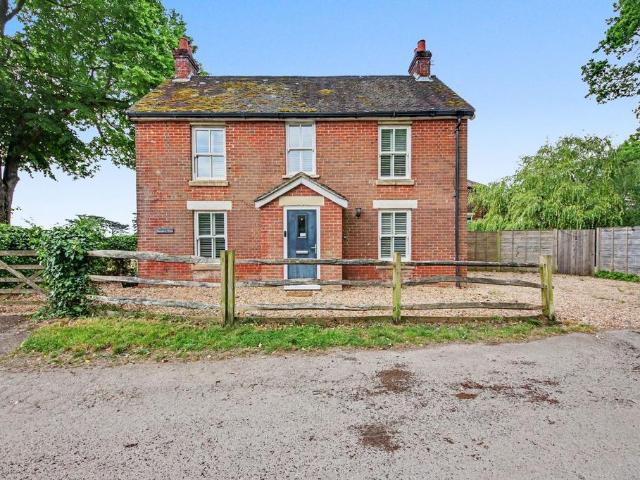 House for sale in Swanmore, Hampshire