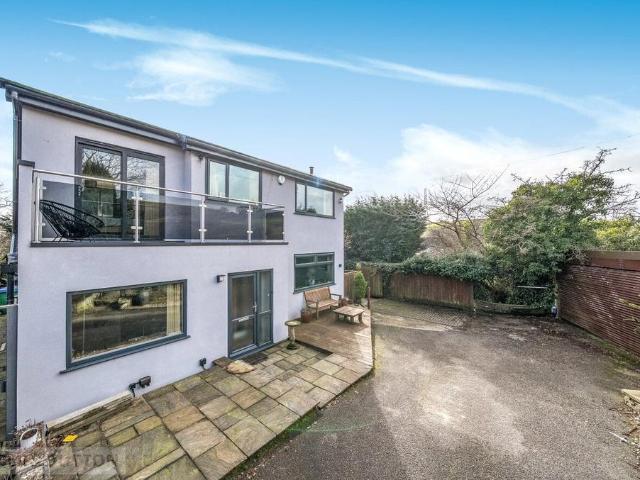 House for sale in Clough, Burnedge