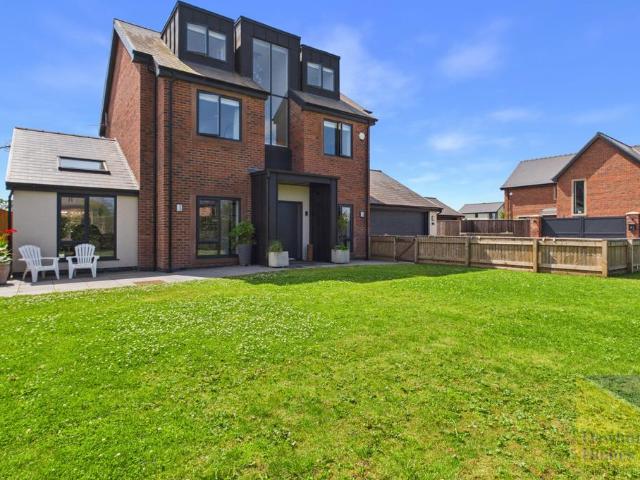 House for sale in Woodplumpton, Higher Bartle