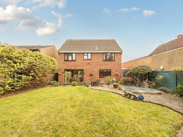 House for sale in Cox Green, Maidenhead