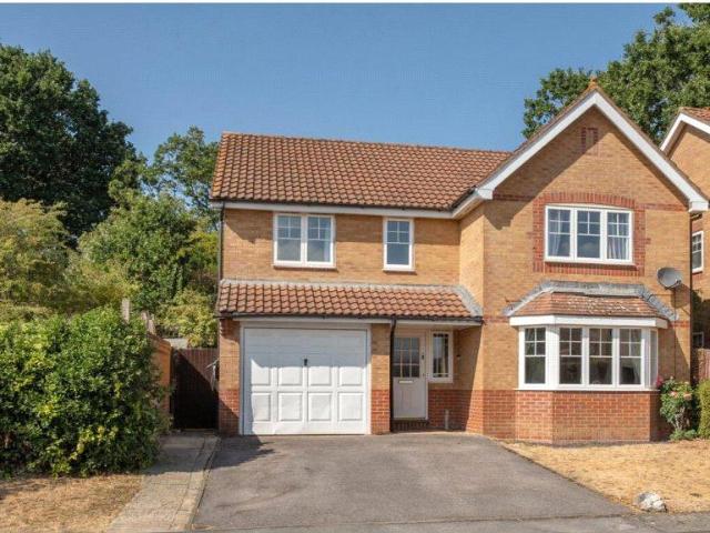 House for sale in Thatcham, West Berkshire