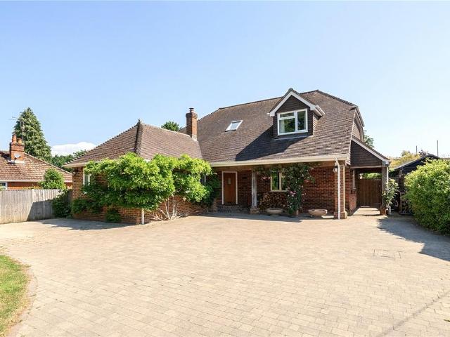 House for sale in Hart, Hampshire