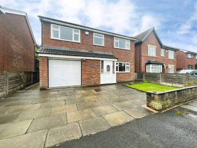 House for sale in Chapel Field, Bury