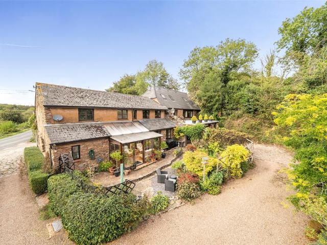 House for sale in Tolland, Elworthy