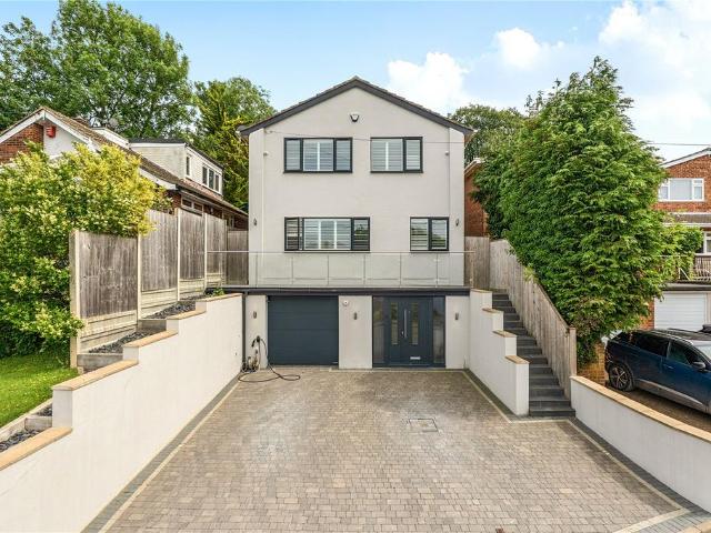 House for sale in Aperfield, Greater London