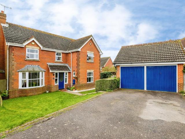 House for sale in Wootton, Northamptonshire