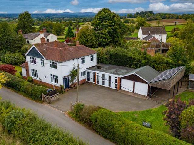 House for sale in Dodford, Bromsgrove