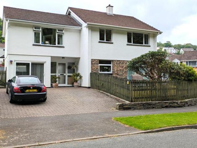 House for sale in St Stephen, Cornwall