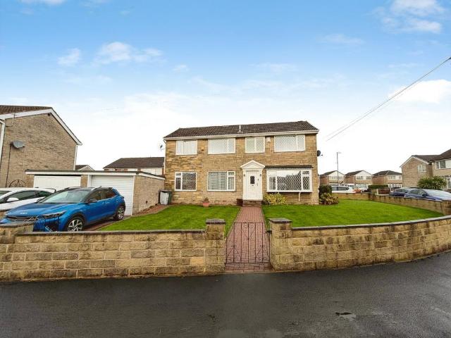 House for sale in Dewsbury, West Yorkshire