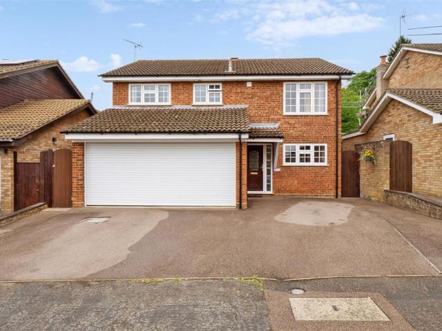 House for sale in Leighton-Linslade, Leighton Buzzard