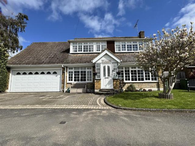 House for sale in Blackmore, Hook End and Wyatts Green, Navestock Side