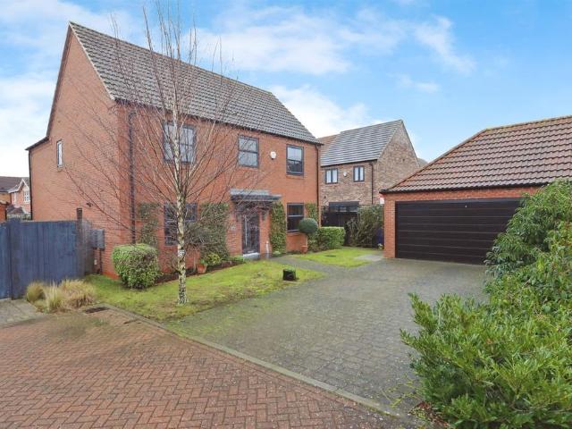 House for sale in Hallcroft, Costhorpe