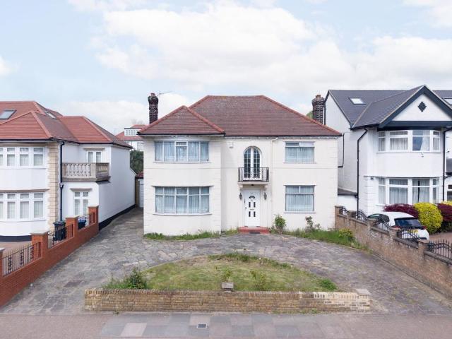 House for sale in Brondesbury, Greater London