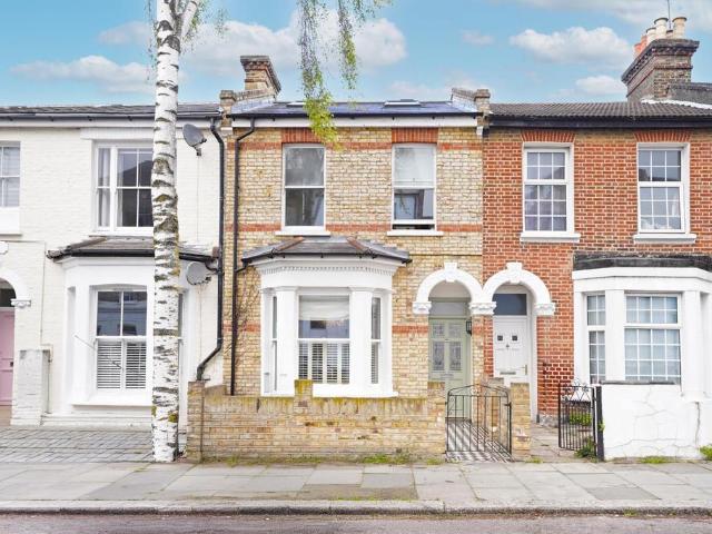 House for sale in Loughborough Junction, Greater London