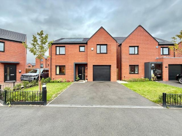 House for sale in Sale Circle, Manchester