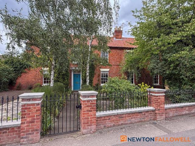 House for sale in Alverton, East Midlands