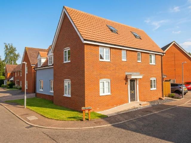 House for sale in Crostwick, Norfolk