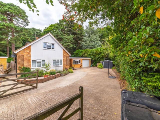 House for sale in Sandown Park, Kent