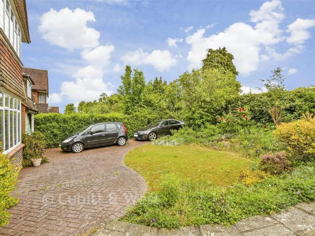 House for sale in Nork, Red Hill
