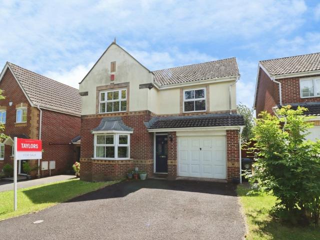 House for sale in Stoke Gifford, South Gloucestershire