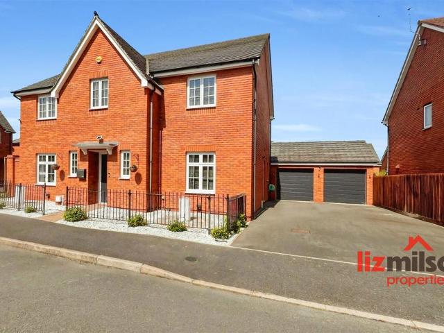 House for sale in Egginton, East Midlands
