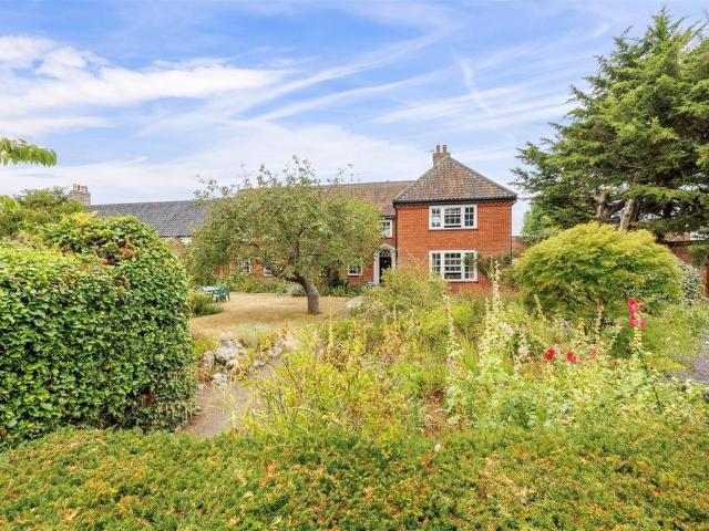 House for sale in Eastbridge, Suffolk