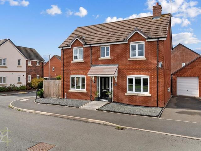 House for sale in Crookhill, Worcestershire