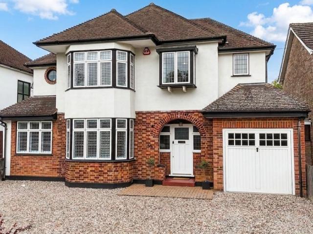 House for sale in Navestock Side, Essex