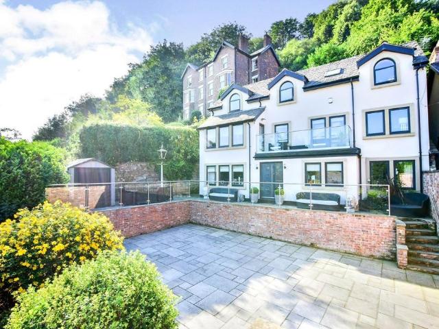 House for sale in Alderley Edge, Cheshire East
