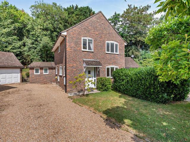 House for sale in Midway, Kent