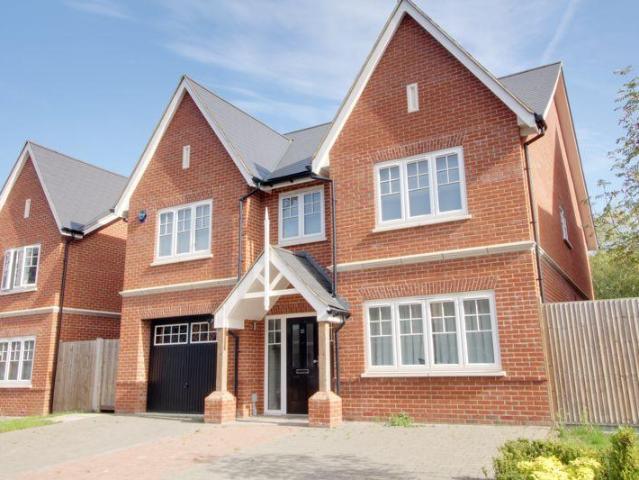 House for sale in Goffs Oak, Broxbourne
