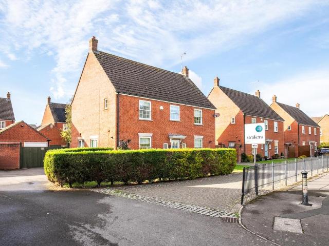 House for sale in Devizes, Wiltshire