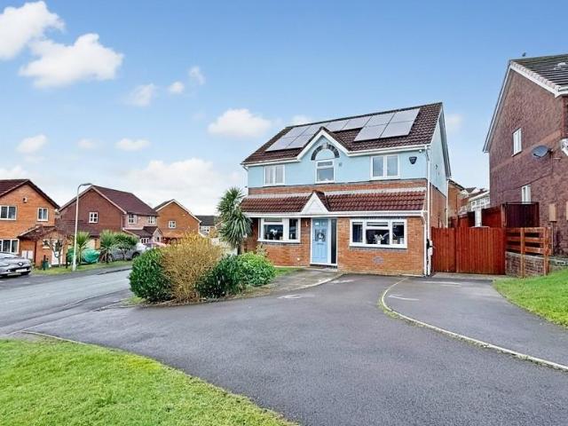 House for sale in Hawthorn, Church Village