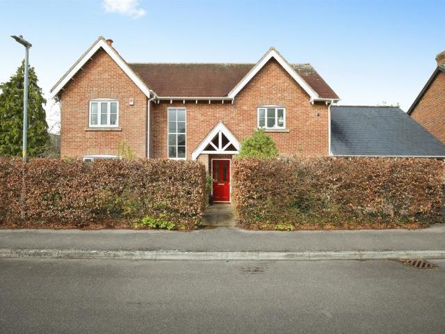 House for sale in Devizes, Wiltshire