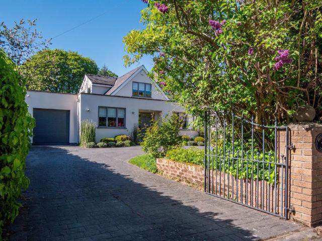House for sale in Knutsford