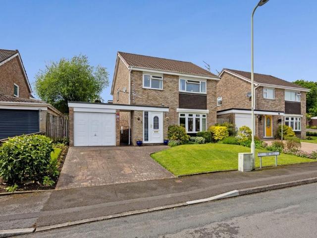 House for sale in Llantwit Fardre, Rhydyfelin