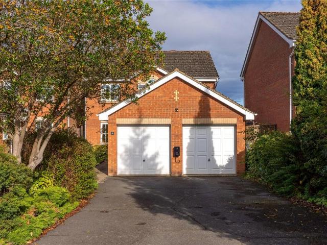 House for sale in Ampthill, Bedfordshire