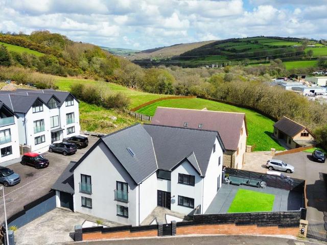 House for sale in Brynmenyn, Wales