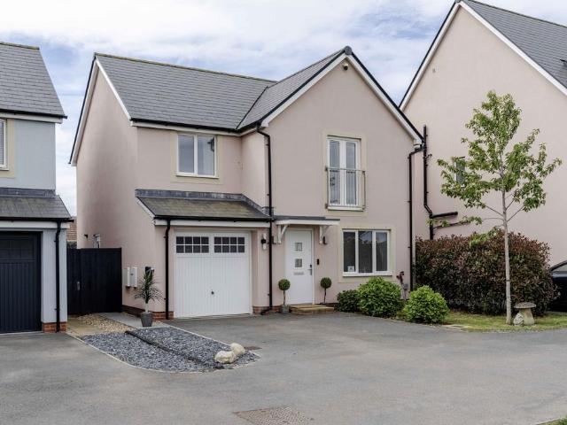 House for sale in Haywood Village, Weston-super-mare