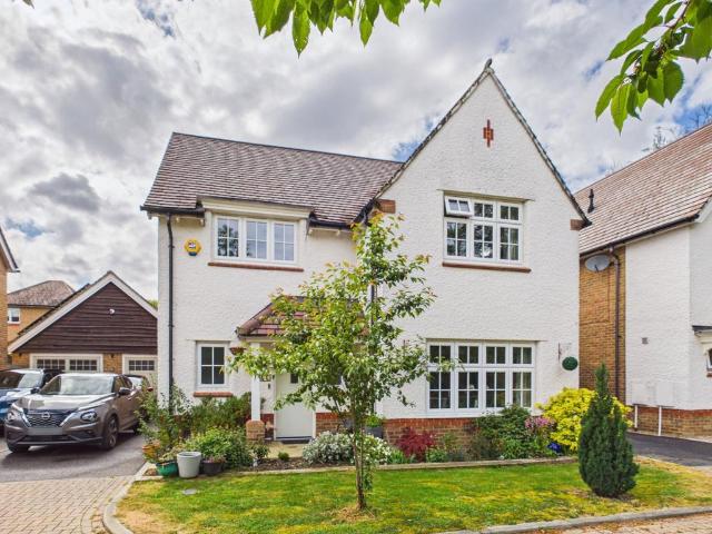 House for sale in North Halling, Halling