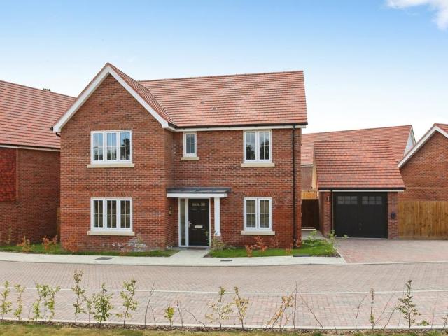 House for sale in Cranbrook & Sissinghurst, Sandown Park