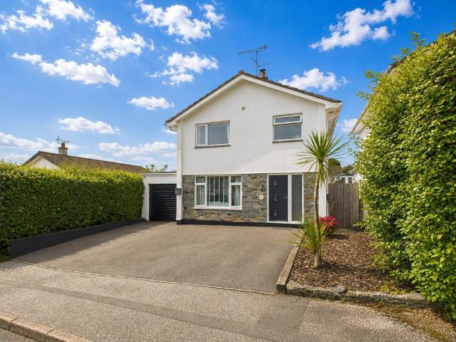House for sale in Lanivet, Cornwall