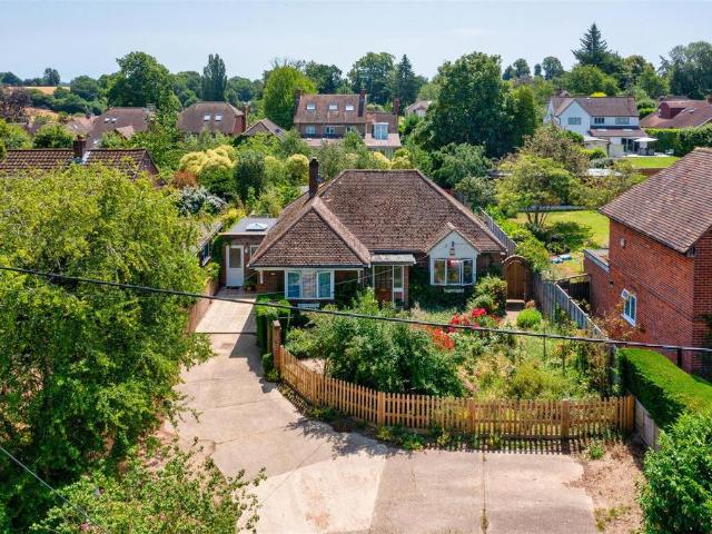 House for sale in Berrick Salome, Oxfordshire
