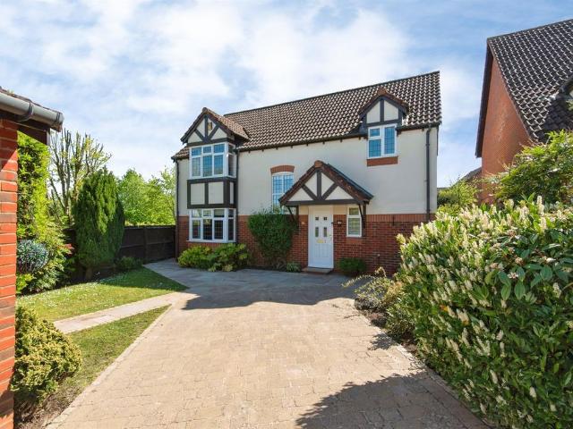 House for sale in Colliers End, Hertfordshire