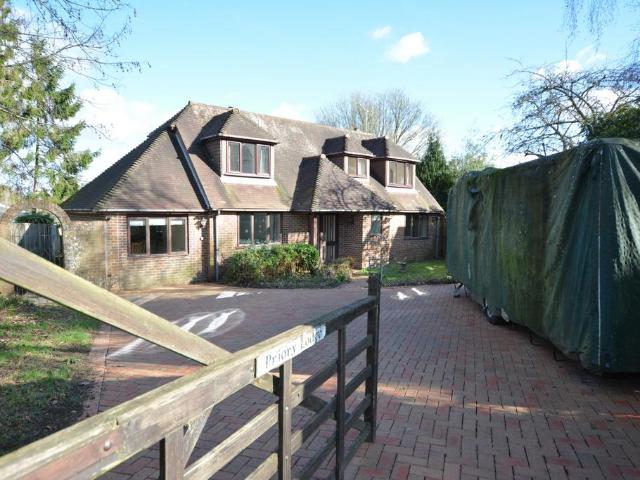 House for sale in Horsham, West Sussex